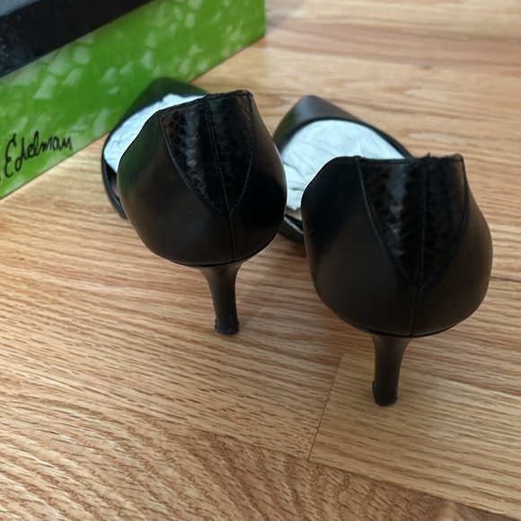 Sam Edelman Opal Black Leather Pump - Picture 4 of 5